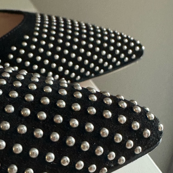 Club Monaco Black Suede Heels size 37. - Picture 3 of 9